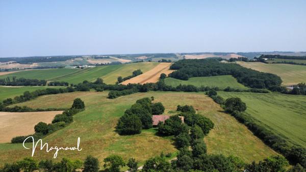 Beaumont-de-Lomagne (82500) Petite ferme rénové avec 26 Hectares en Lomagne (82)