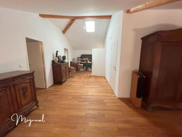 Beaumont-de-Lomagne (82500) Petite ferme rénové avec 26 Hectares en Lomagne (82)