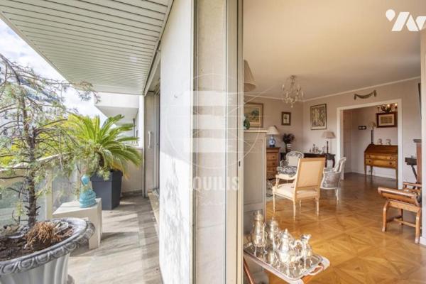 Appartement 3/4 Pièces traversant avec balcons dans résidence service