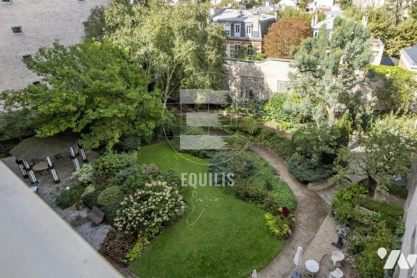 Appartement 3/4 Pièces traversant avec balcons dans résidence service