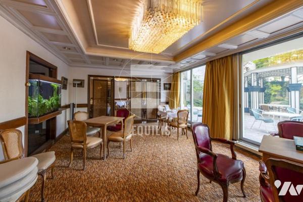 Appartement 3/4 Pièces traversant avec balcons dans résidence service