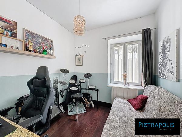 Appartement T4 avec jardin et entrée indépendante