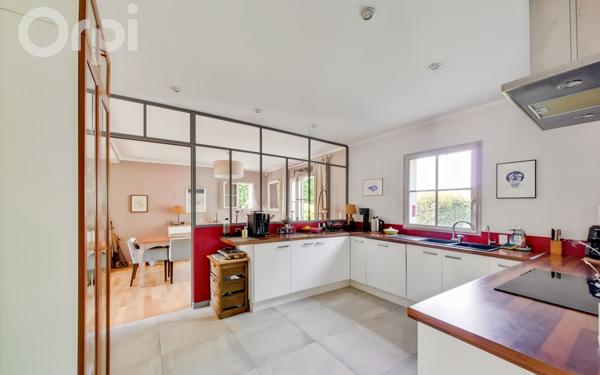 Maison à vendre    5 pièces • 170 m2 Senlis