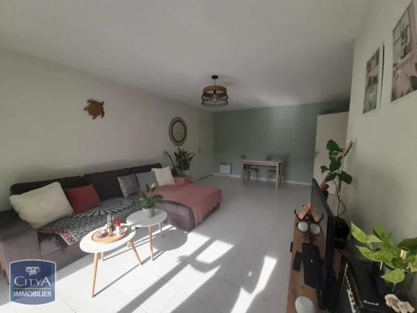 Appartement à louer 2 pièces 47.96m² Pau (64000)