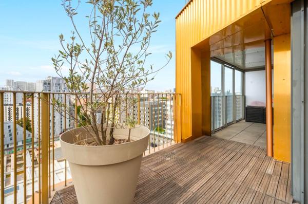 BNF - 5 pièces avec loggia et terrasse