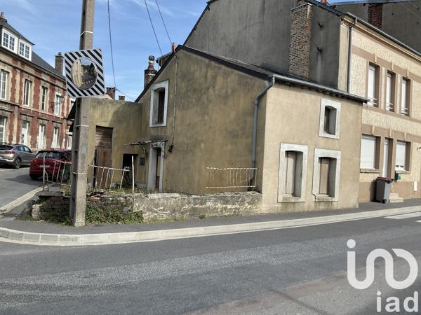 Maison 4 pièces de 42 m² à Bogny-sur-Meuse (08120)