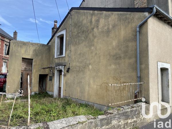 Maison 4 pièces de 42 m² à Bogny-sur-Meuse (08120)