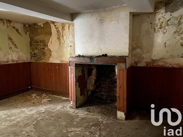 Maison 4 pièces de 42 m² à Bogny-sur-Meuse (08120)