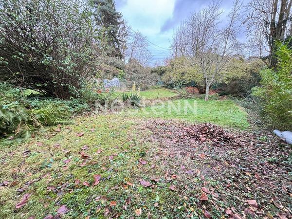 Terrain constructible Bièvres - Fond d'impasse - Bordé zone naturelle (Zone N) - Centre-ville à pied - Plateau de Saclay - Vélizy - Paris Sud - RER B / LIGNE V - Accès N118 / A10