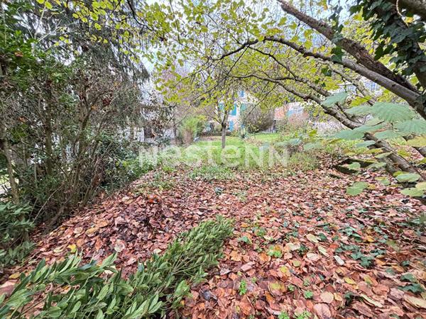 Terrain constructible Bièvres - Fond d'impasse - Bordé zone naturelle (Zone N) - Centre-ville à pied - Plateau de Saclay - Vélizy - Paris Sud - RER B / LIGNE V - Accès N118 / A10