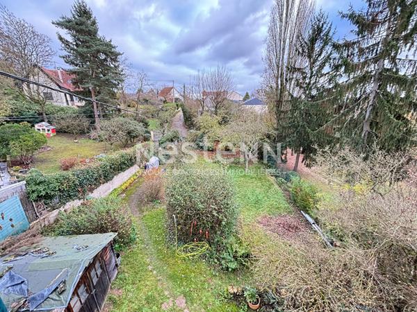 Terrain constructible Bièvres - Fond d'impasse - Bordé zone naturelle (Zone N) - Centre-ville à pied - Plateau de Saclay - Vélizy - Paris Sud - RER B / LIGNE V - Accès N118 / A10