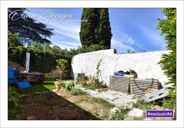 Maison de village rénovée et climatisée avec jardin au calme