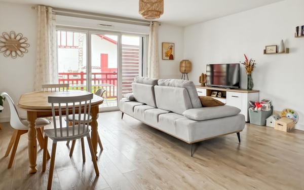 Appartement à vendre    3 pièces • 61,06 m2 Larressore