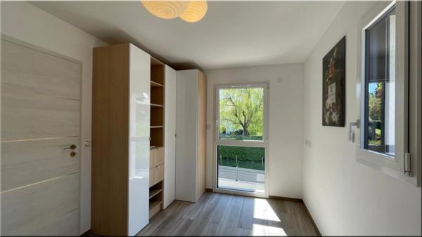 Maison à vendre 4 pièces SERGY (01) Maison conteporaine 2025 avec piscine d'exception - une qualité qui se distingue.