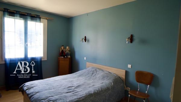 Maison + garage + auvent