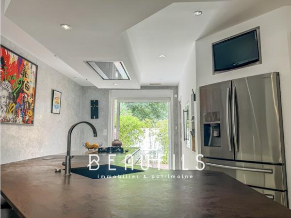 Villetelle (34400) Exclusivité – Villetelle – Propriété provençale avec dépendance et piscine