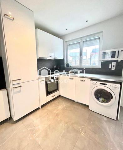 Jolie maison semi-individuelle