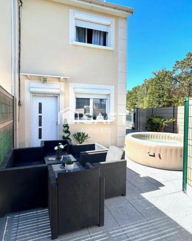 Jolie maison semi-individuelle