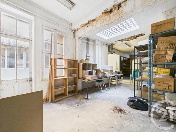 Immeuble à vendre  200 m 2   CHARTRES  - 28