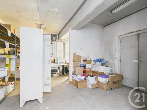 Immeuble à vendre  200 m 2   CHARTRES  - 28