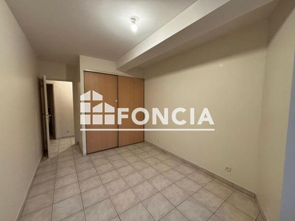 Location Appartement 3 pièces 70.04 m² - 28 RUE JULES FORMIGE Orange 84100