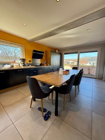 Charmante maison familiale avec jardin à découvrir