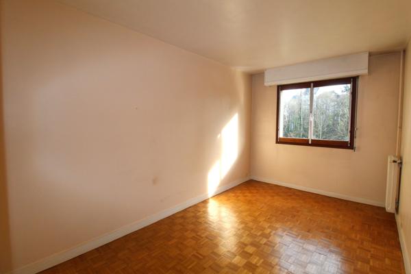 Belle appartement F3 Saint Marceau 72 m2