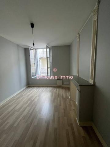 Appartement à louer 3 pièces de 64 m²