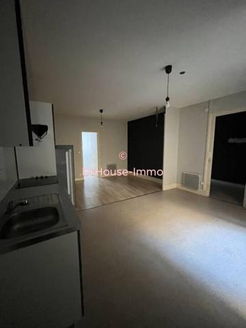 Appartement à louer 3 pièces de 64 m²