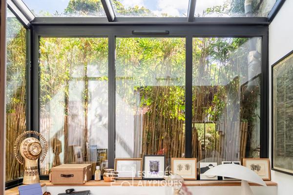 Maison sur une île avec berge privative