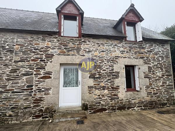 Location maison Mur De Bretagne : 620 € - AJP Immobilier Pontivy