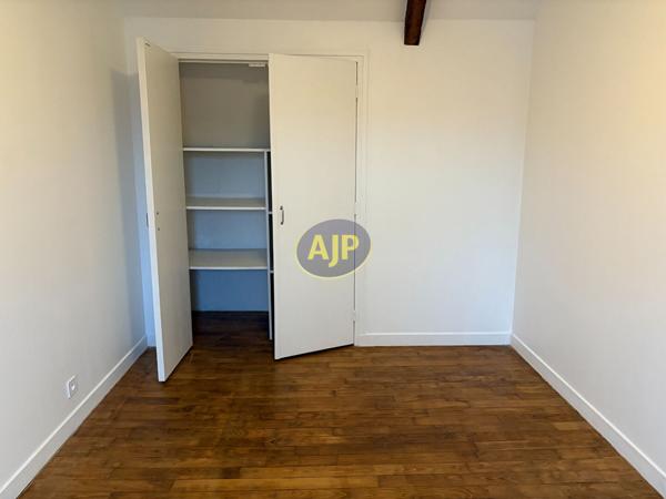 Location maison Mur De Bretagne : 620 € - AJP Immobilier Pontivy