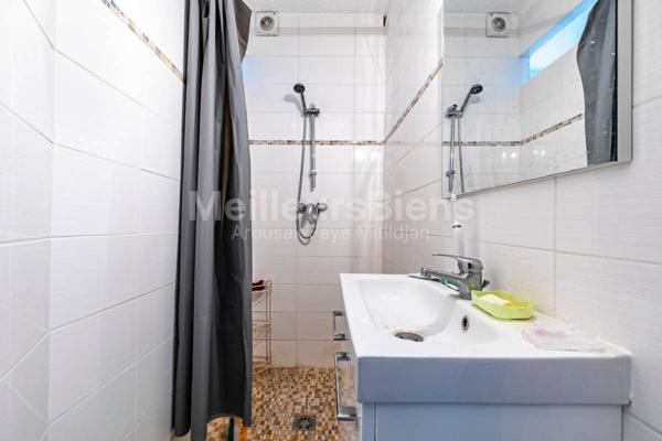 RUEIL-MALMAISON - COEUR DE VILLE - APPARTEMENT 37 M² - 1 CHAMBRE - JARDIN - REFAIT A NEUF