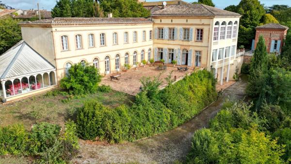 Vente Château Toulouse 24 Pièces 1150 m²