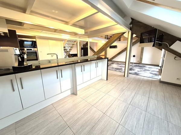 Appartement à vendre 6 pièces 132m² Cambrai (59400)