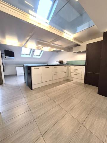 Appartement à vendre 6 pièces 132m² Cambrai (59400)