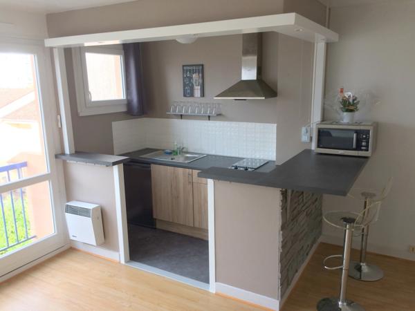 STUDIO MEUBLE - PROCHE IUT FAC DE SCIENCES - BEAUBLANC