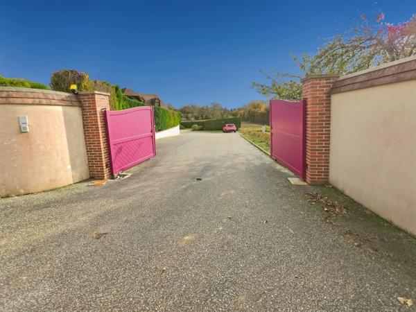 ECHAUFFOUR 61370 maison 6 chambres sur sous-sol complet, terrain 2.805 m²