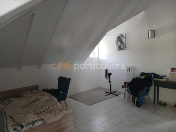 Vente
                Maison226 m² - 8 Pièces -
                    LAMENTIN (97129)
