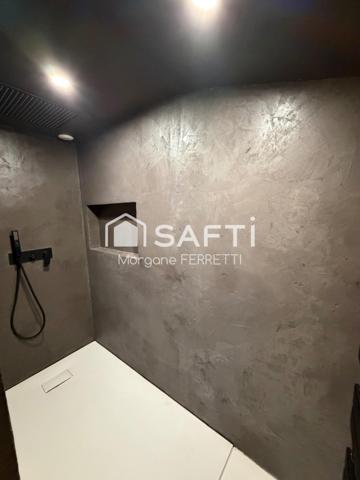 MAISON DE VILLAGE R+2 - 2 CHAMBRES - PETITE COUR