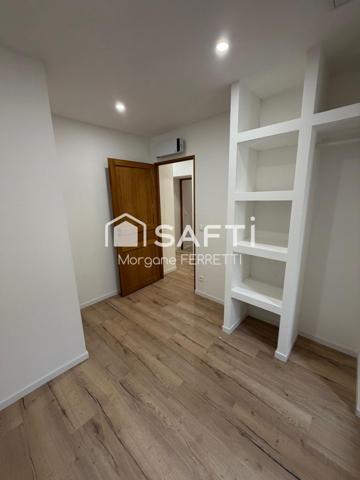 MAISON DE VILLAGE R+2 - 2 CHAMBRES - PETITE COUR