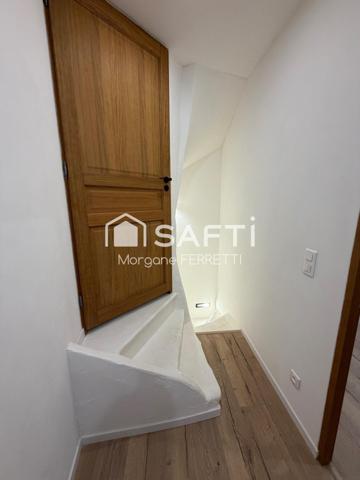 MAISON DE VILLAGE R+2 - 2 CHAMBRES - PETITE COUR