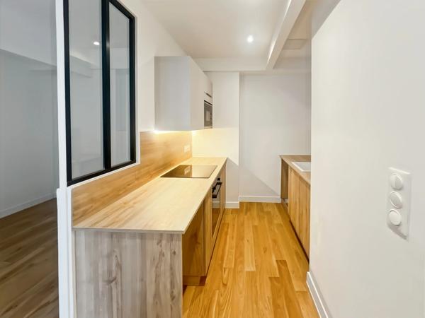 Appartement Paris 15 e - COMMERCE / FONDARY