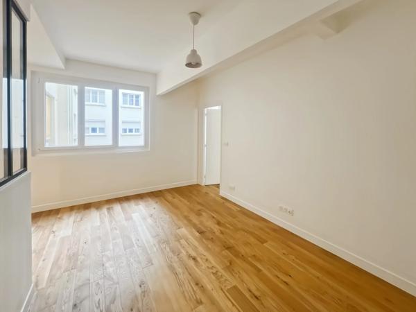 Appartement Paris 15 e - COMMERCE / FONDARY