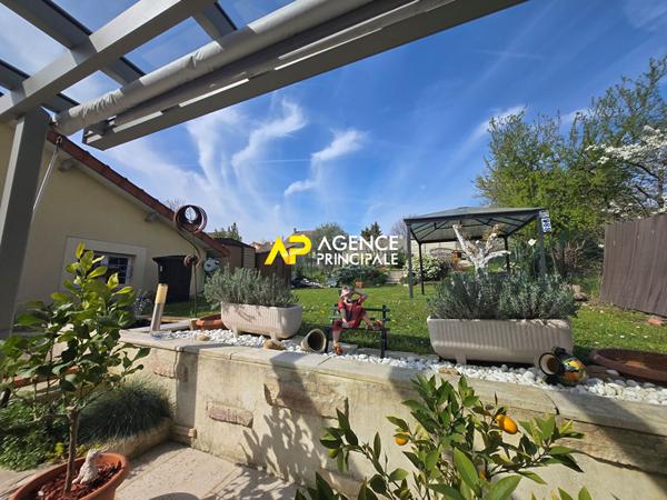 Maison 7 pièces, d'environ 130m² à ARGENTEUIL. €379 900 ** - Référence 4519