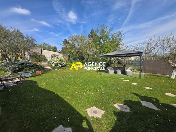 Maison 7 pièces, d'environ 130m² à ARGENTEUIL. €379 900 ** - Référence 4519