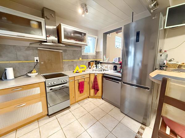 Maison 7 pièces, d'environ 130m² à ARGENTEUIL. €379 900 ** - Référence 4519