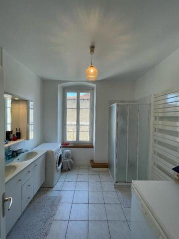 Maison Valence 7 pièce(s) 170 m2, garage