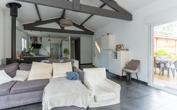 Maison à vendre    6 pièces • 144 m2 Biscarrosse
