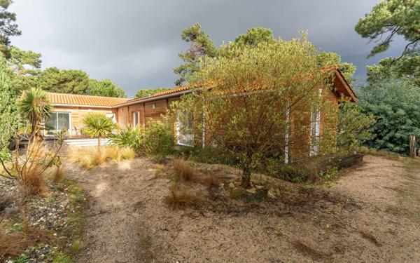 Maison à vendre    6 pièces • 144 m2 Biscarrosse